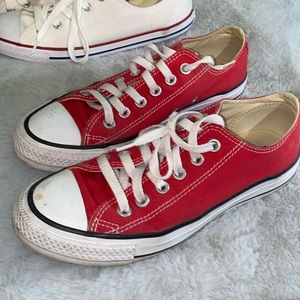 Converse low top red (5M/7W) *SOLD*